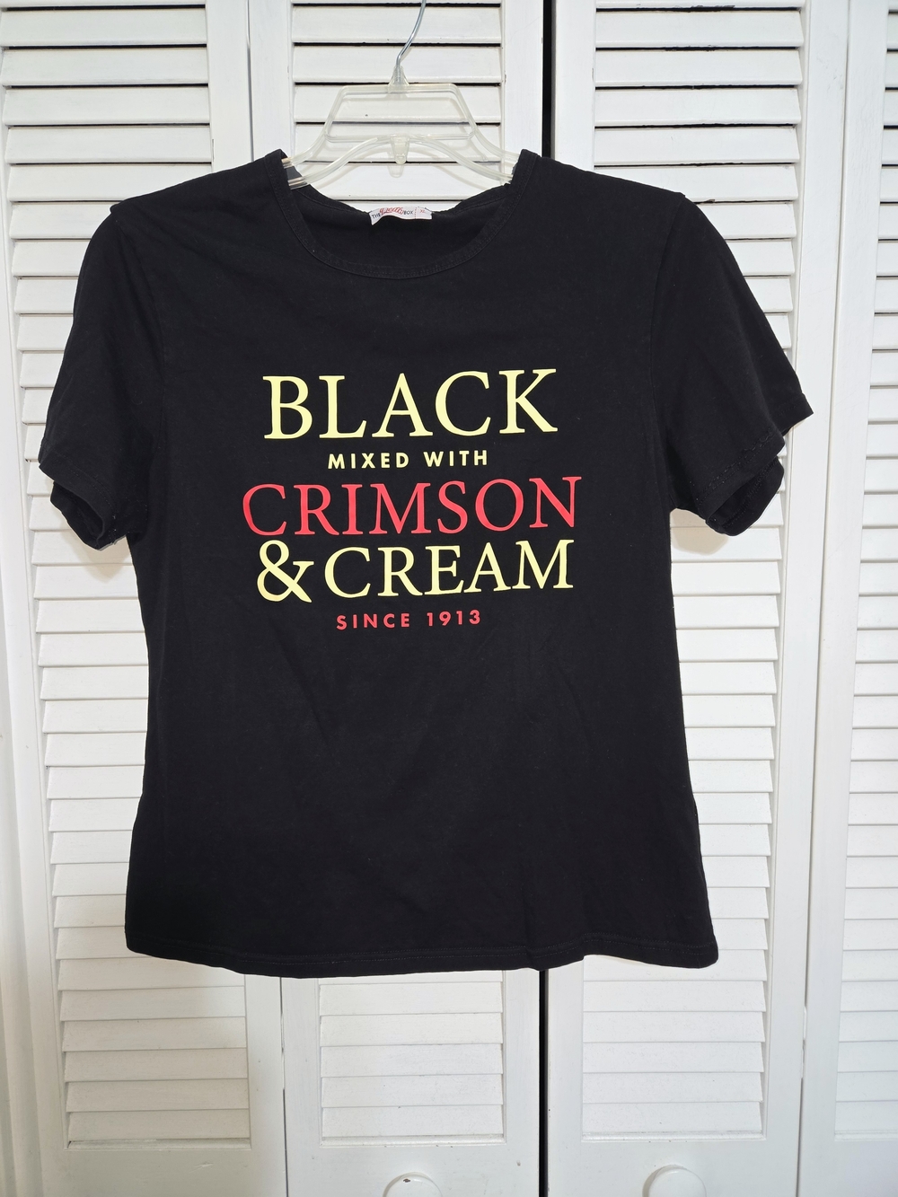 The Delta Box Black Mixed with Crimson & Cream - Women's XL